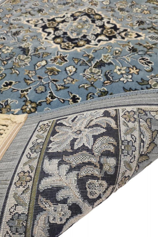 Al Rawdah Premium Prayer Rug 8MM - Sky Blue – Andalucia Islamic Gifts